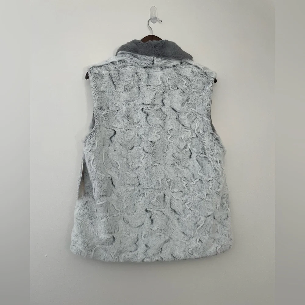 Alfred Dunner Reversible Faux Fur Pewter Cottagecore Cozy Cabincore Vest